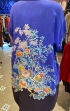 Load image into Gallery viewer, Silk 20’s reversible kimono
