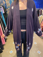 Load image into Gallery viewer, Silk 20’s reversible kimono