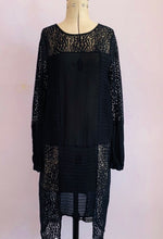 Load image into Gallery viewer, 20’s Lacey chiffon flapper