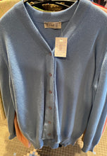 Load image into Gallery viewer, Vintage Scottish Lyle & Scott cardy