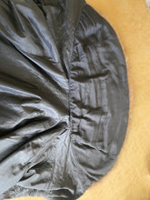 Load image into Gallery viewer, Jeanne Lanvin 40’s silk Taffetta evening jacket