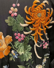 Load image into Gallery viewer, Embroidered vintage kimono