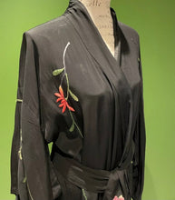 Load image into Gallery viewer, Embroidered vintage kimono