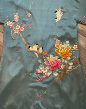 Load image into Gallery viewer, Chinese Embroidered robe
