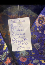 Load image into Gallery viewer, Purple XS brocade 40’s Chinese coat
