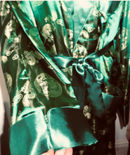Load image into Gallery viewer, Emerald green vintage brocade XL robe
