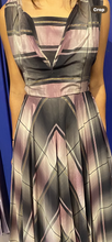 Load image into Gallery viewer, 40’s Taffetta Gown L
