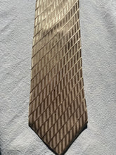 Load image into Gallery viewer, Georgio Armani silk tie
