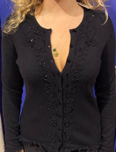 Load image into Gallery viewer, Peck &amp; Peck beaded 2ply cashmere cardy

