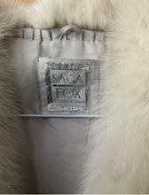 Load image into Gallery viewer, Arctic Fox Jacket - size M
