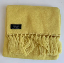 Load image into Gallery viewer, Sammy yellow wool fringed
