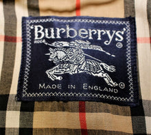 Load image into Gallery viewer, Burberrys man’s vintage trench coat 48” reg
