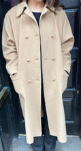 Load image into Gallery viewer, Beige cashmere mix coat
