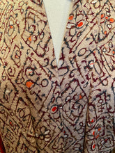 Load image into Gallery viewer, Reversible silk Japanese Haori
