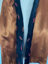 Load image into Gallery viewer, Velvet black 40’s print cravat scarf
