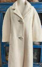 Load image into Gallery viewer, Boucle vintage 60’s coat
