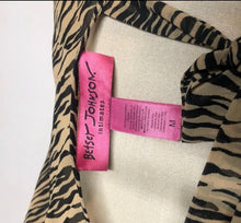 Load image into Gallery viewer, Betsey Johnson Intimates print

