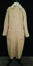 Load image into Gallery viewer, Beige cashmere mix coat

