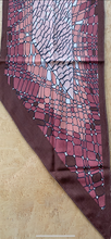 Load image into Gallery viewer, Vintage silk pointed scarf
