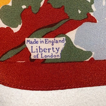Load image into Gallery viewer, Vintage Liberty Pointed scarf
