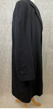 Load image into Gallery viewer, Piacenza black cashmere coat
