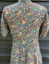 Load image into Gallery viewer, 40’s silk crepe floral frock
