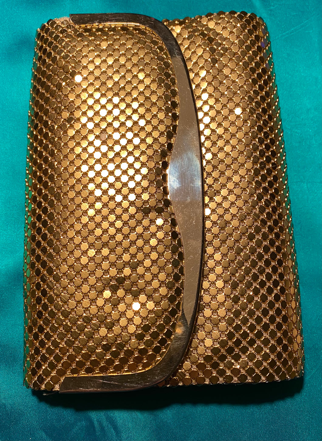 70’s mesh gold bag on chain