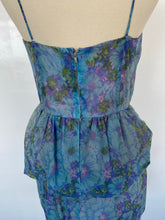Load image into Gallery viewer, Wendy 60&#39;s tiered peplum frock
