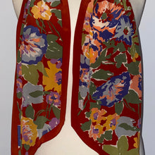 Load image into Gallery viewer, Vintage Liberty Pointed scarf
