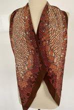 Load image into Gallery viewer, Vintage silk pointed scarf
