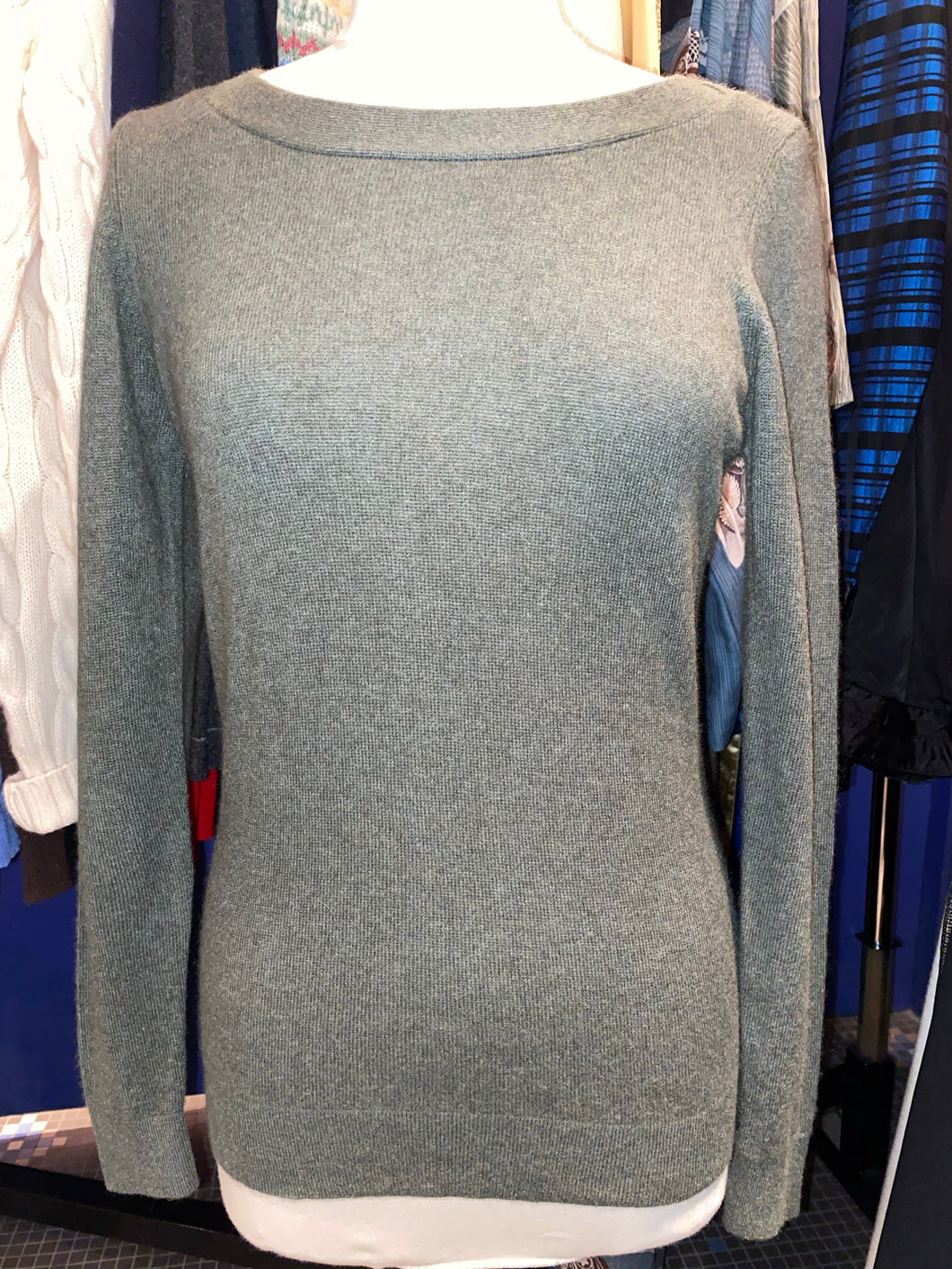 Elena Solano 2 ply green cashmere