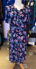 Load image into Gallery viewer, Navy floral 40’s print frock
