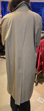Load image into Gallery viewer, Burberry vintage raincoat
