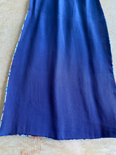 Load image into Gallery viewer, Silk 40’s cravat scarf
