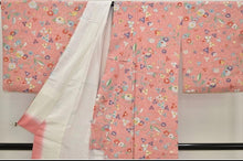 Load image into Gallery viewer, Japanese wedding kimono
