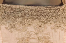 Load image into Gallery viewer, Peach silk  20’s Lacey slip
