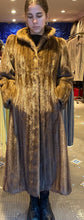 Load image into Gallery viewer, 60’s mink Coat
