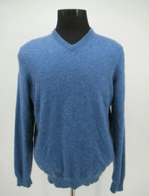 Load image into Gallery viewer, Blue cashmere M man’s V neck
