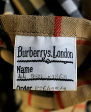 Load image into Gallery viewer, Burberrys man’s 44” reg  coat
