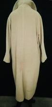 Load image into Gallery viewer, Beige cashmere mix coat
