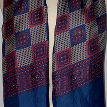 Load image into Gallery viewer, Pure silk mans wide scarf

